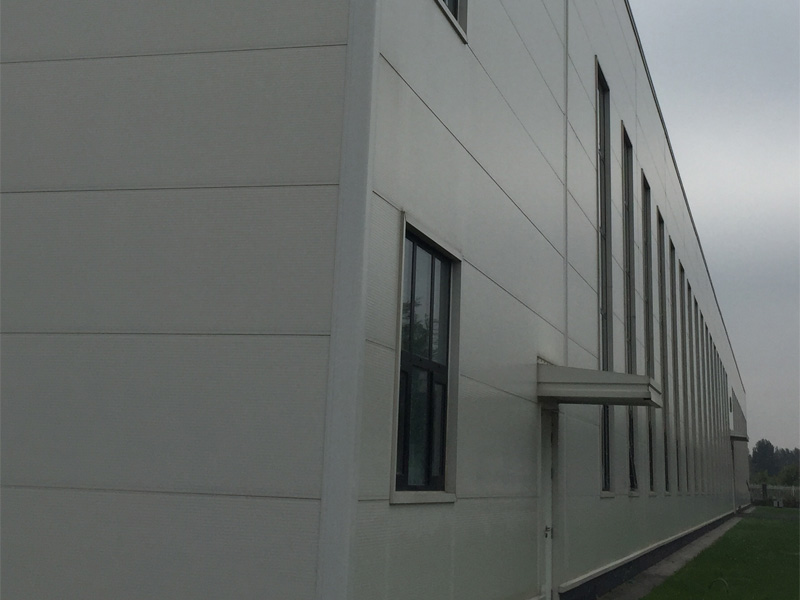 潔凈板鋼構(gòu)車間