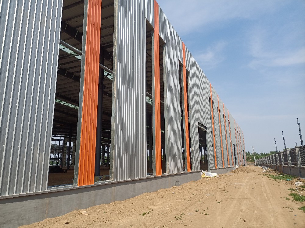 金鼎鋼構(gòu)項(xiàng)目部 施工   鋼結(jié)構(gòu)廠(chǎng)房安裝  衡水鋼結(jié)構(gòu)廠(chǎng)家金鼎鋼構(gòu)