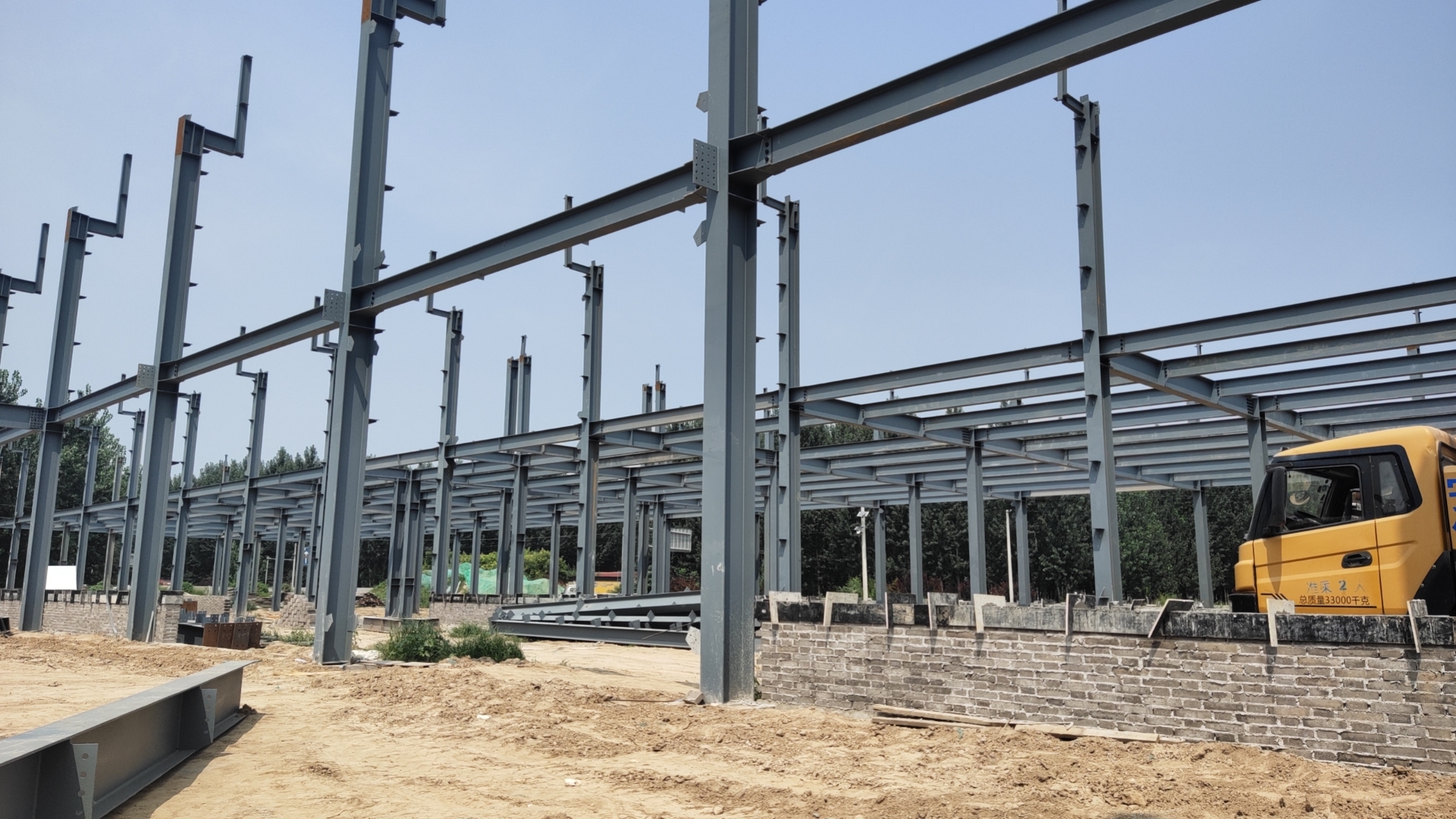 河北鋼結(jié)構(gòu)廠家，衡水鋼結(jié)構(gòu)廠家，廠房鋼結(jié)構(gòu)**廠家 金鼎鋼構(gòu)