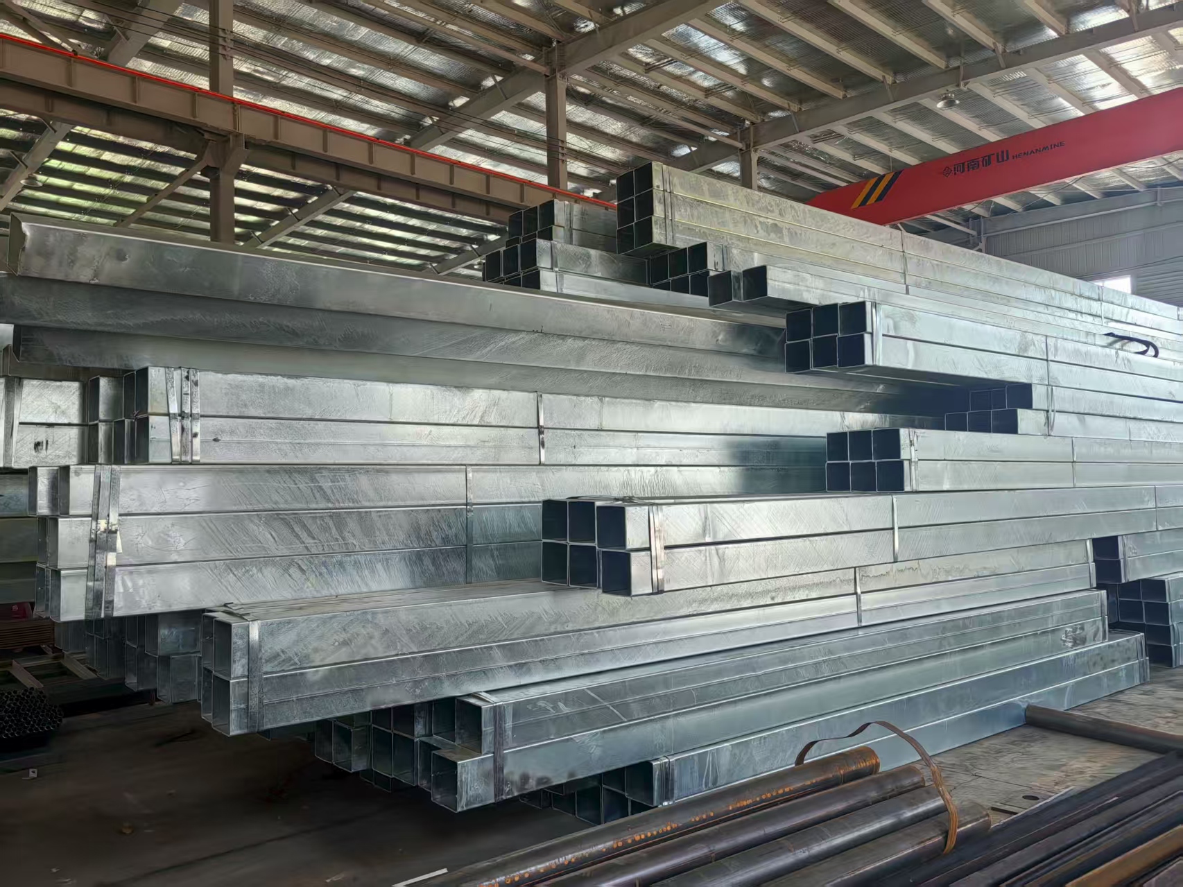 墻檁條、熱鍍鋅方管、衡水鋼構(gòu)加工、方管加工、鋼構(gòu)加工、金鼎鋼構(gòu)13131801767